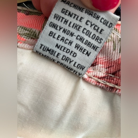 Vanilla Star Peach Floral Cropped Jeans Skinny Leg Size 11 - Picture 10 of 11